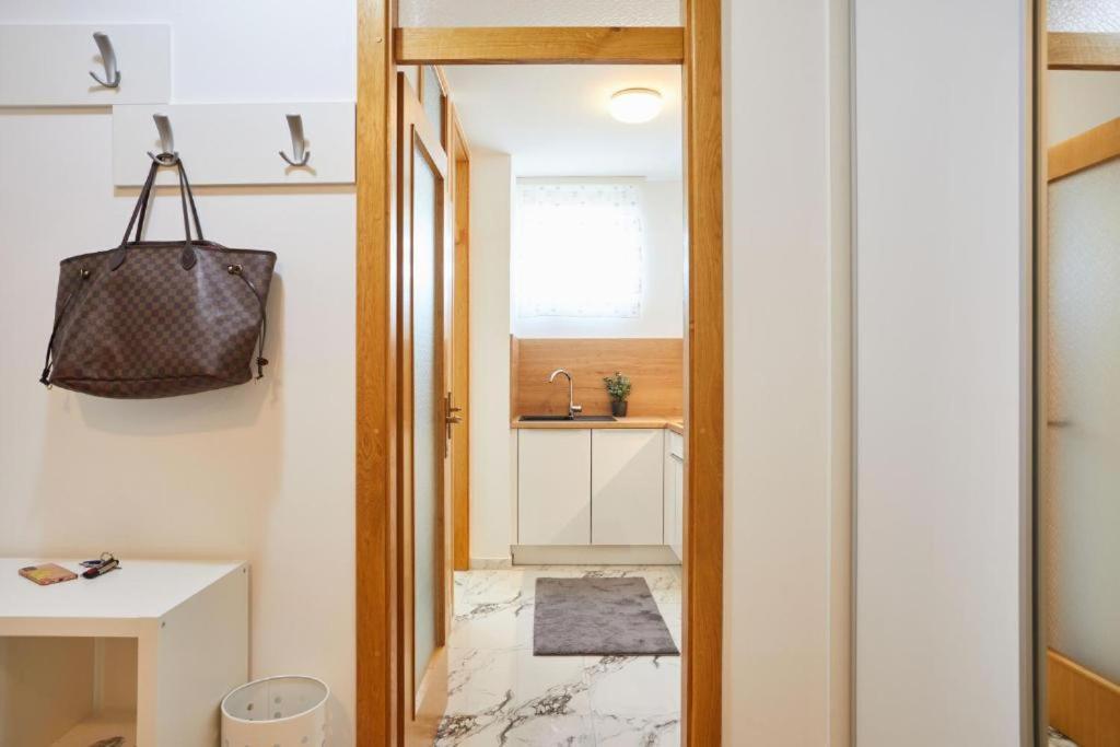 Apartment Madral Zagrzeb Zewnętrze zdjęcie
